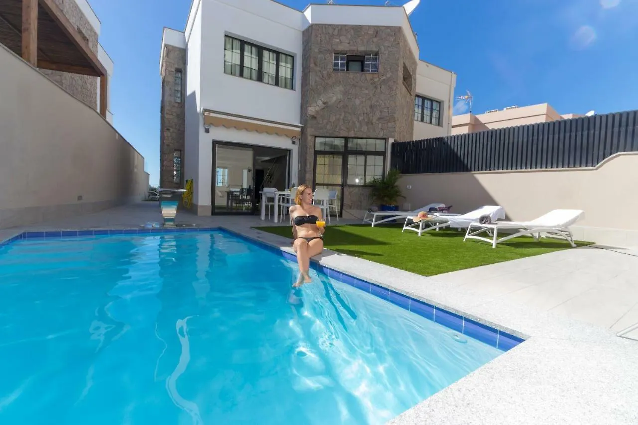 Villa Amadores N6 Puerto Rico